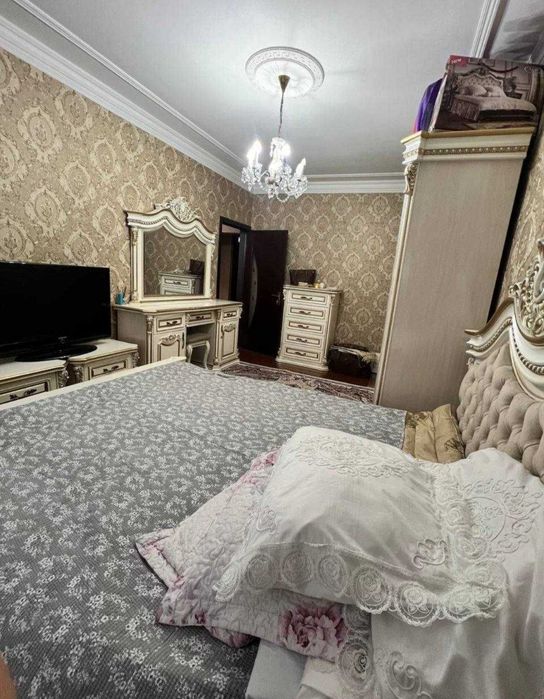 Продаётся квартира Юнусабад 15кв 4/1/5