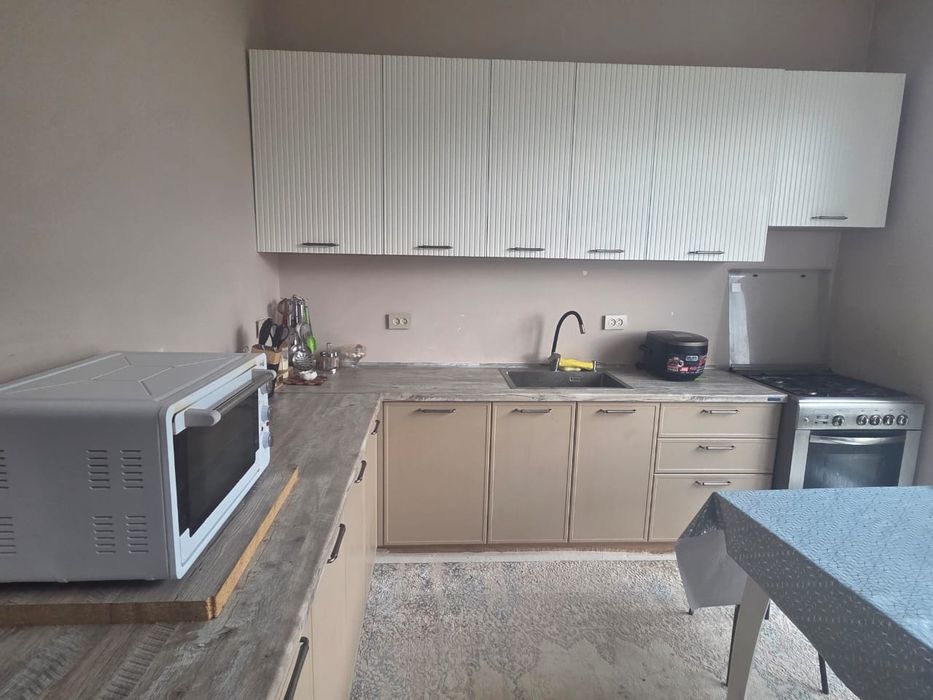 Продаётся двухэтажный дом 220 м²