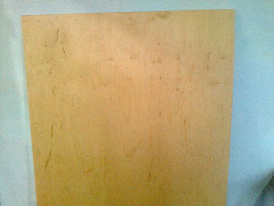 Продается лист фанеры 8 мм.