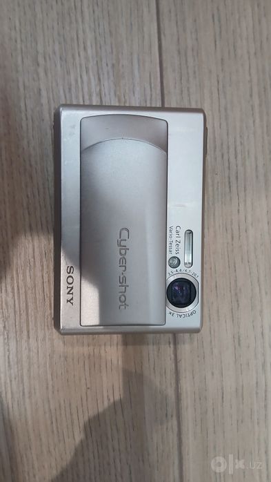 Fotoapparat sotiladi SONY