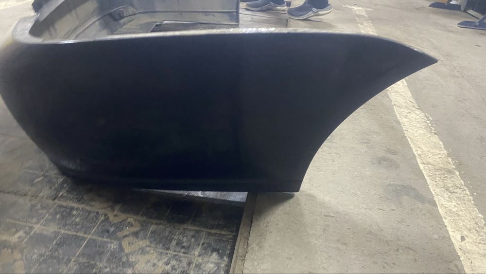 Продам бампер на приора 2