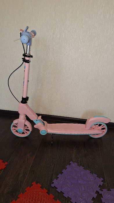Продам  самокат оозовый классный