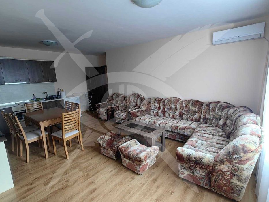 Тристаен - Свети влас