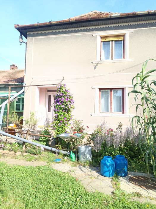 Casa de vinzare in sacueni