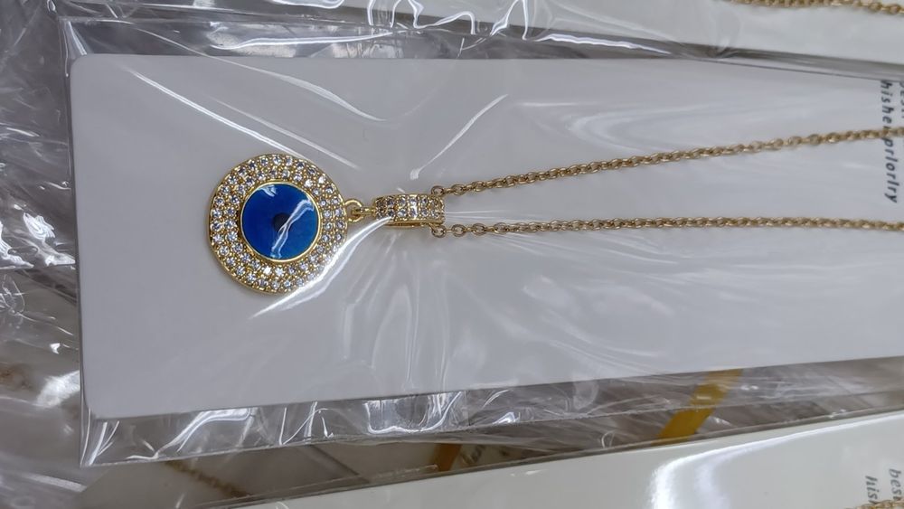 Медицинска стомана не променя цвета си