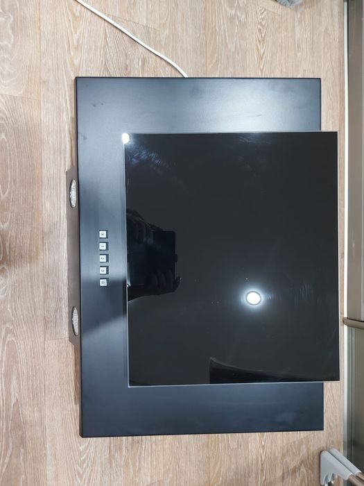 Продам кухонную вытяжку.