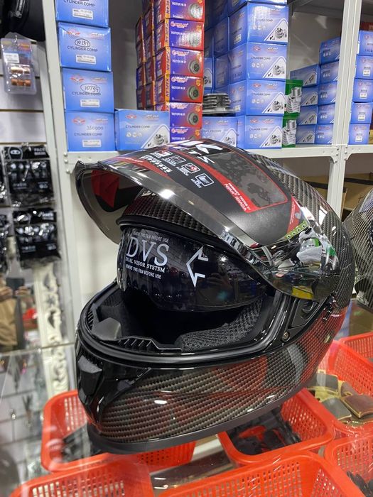 Har hil o’lchamdagi Kaska, Visor va Niqoblar