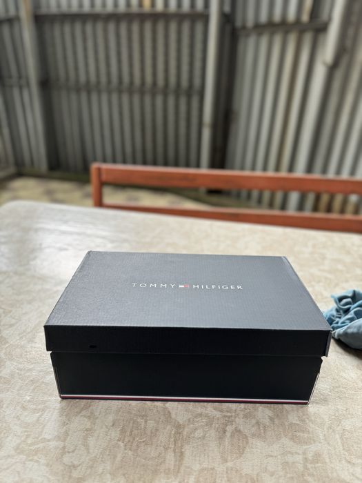 Tommy Hilfiger кеды