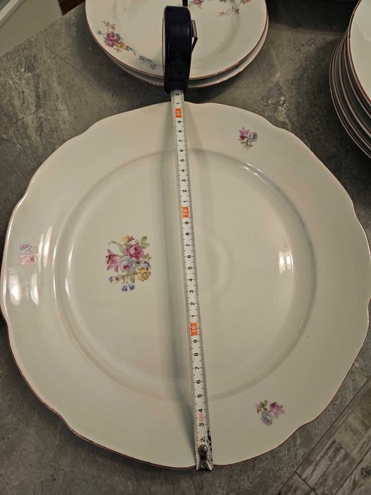 Ретро български порцеланов сервиз "Китка" 23 части – отлично състояние