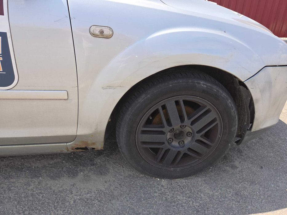 FORD Focus 2007 — imagine 5
