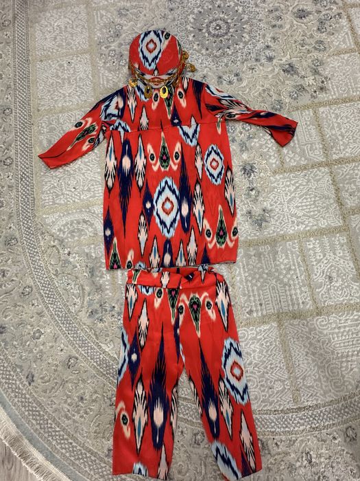 Узбекский костюм для девочки + тюбетейка