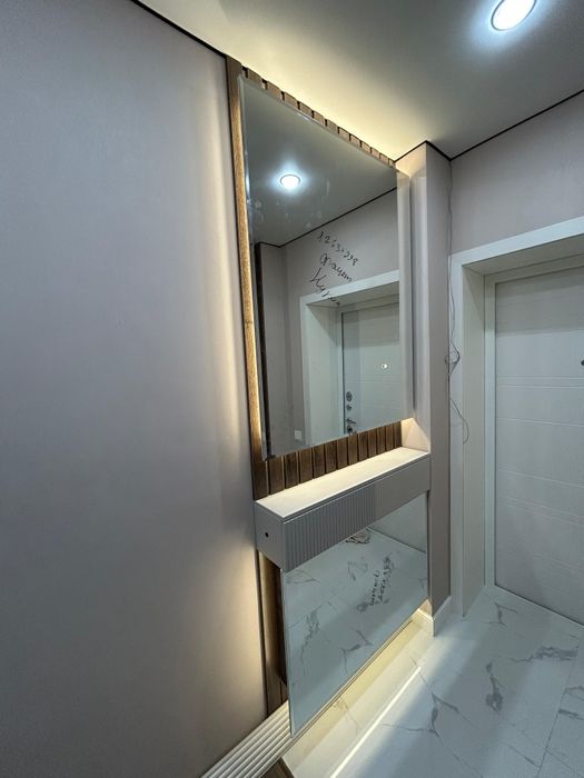 Продаю зеркала большие красивые