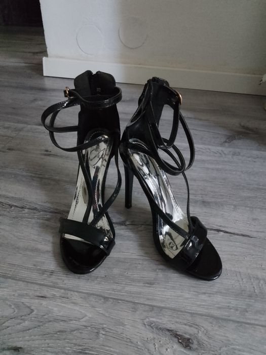 Sandale elegante
