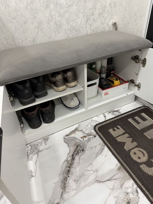 Тумба в прихожую