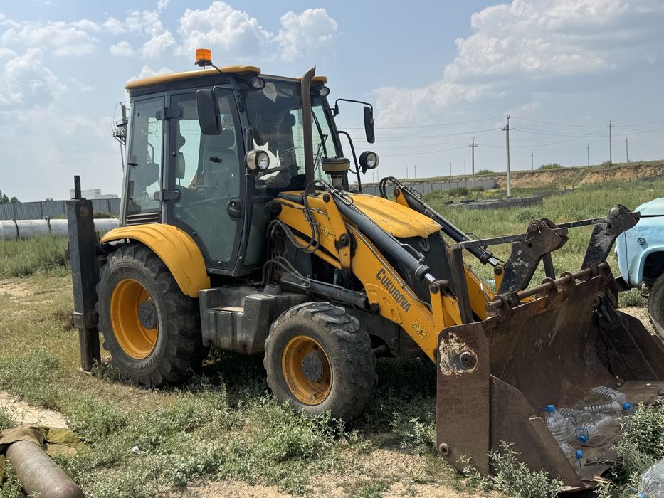 Продам экскаватор погиузчик Cukurova883