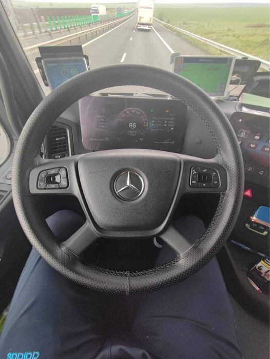 Montaj+husa volan din piele cusută manual (AUTOTURISM, DUBE, TIR)