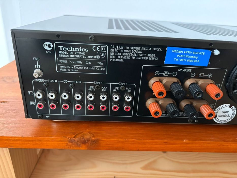 Technics  SU V 620 M2