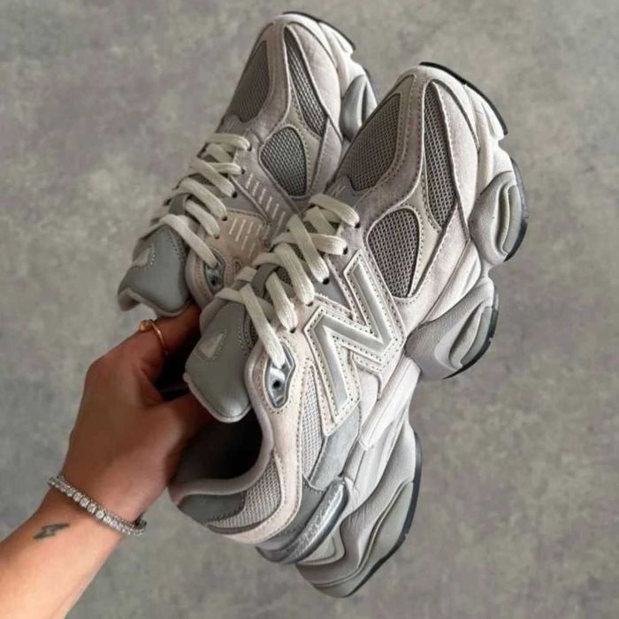 New Balance 9060 "Light Grey / Silver"
