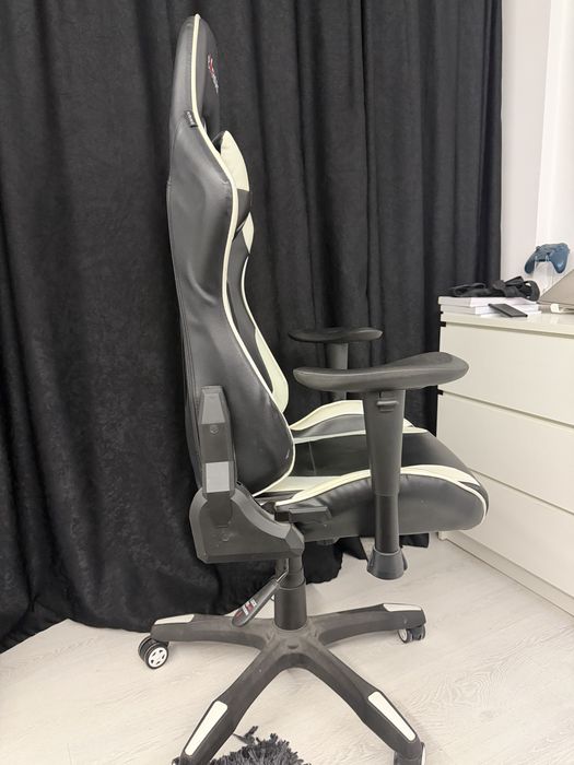 Vand scaun gaming