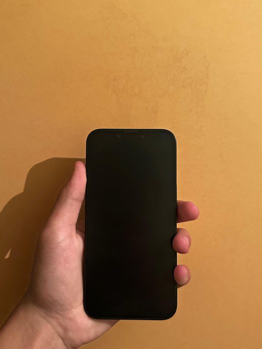Iphone 13 в отличном состояний