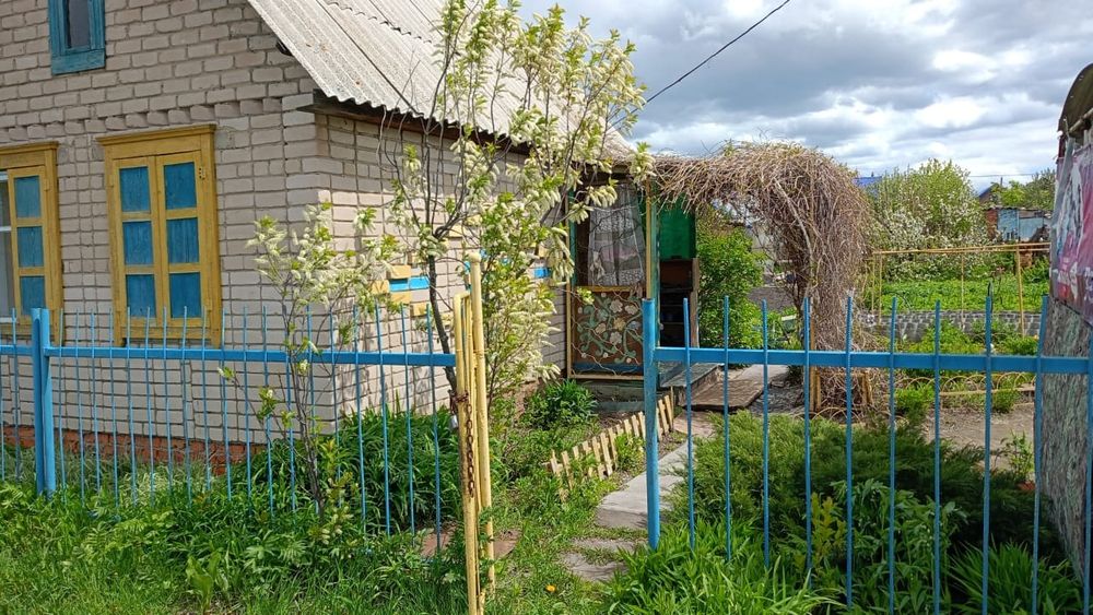 Продам  дачу с домиком в обществе "Лада"