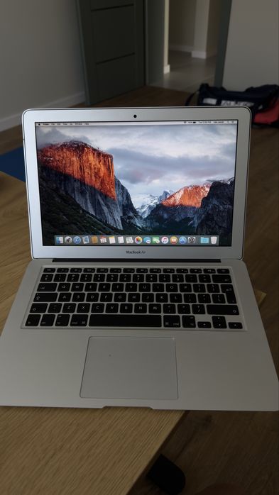 Лаптоп MacBook Air