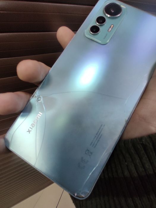 Продам xiaomi 12 lite