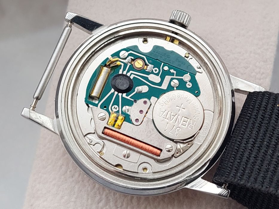 Ceas stil militar swiss quartz H-D-V cu mecanism eta 955 colectie