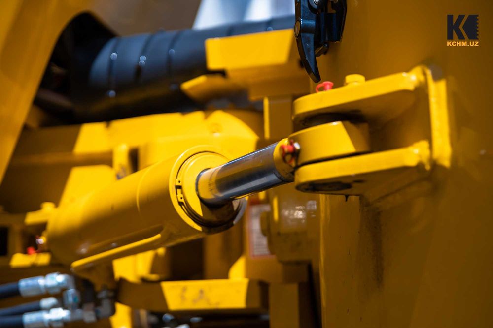 LiuGong CLG6208E каток 9.5 тонн. Kredit/Lizing