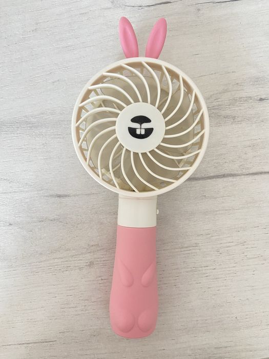 Ручной вентилятор