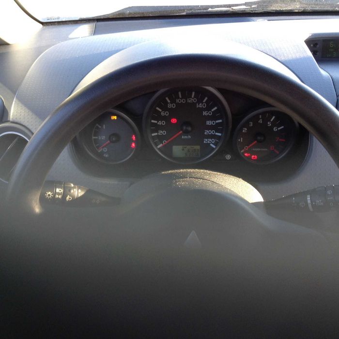 MITSUBISHI COLT 2005 отлично техническо състояние. Колата е в гараж. 83000 km.