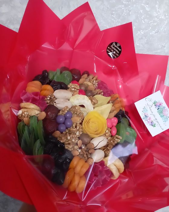 Букеты из сухофруктов