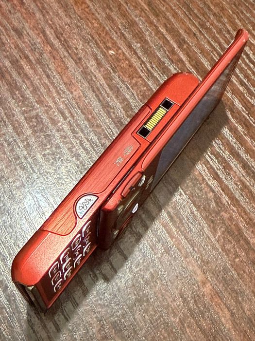 Sony Ericsson W995i