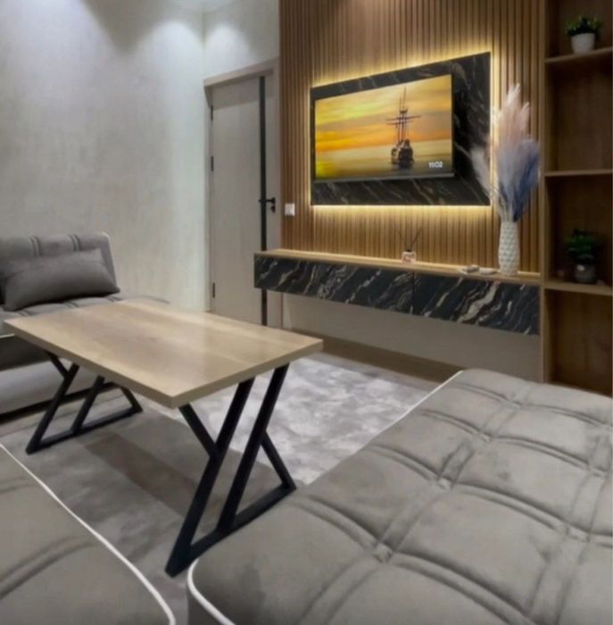 Журналний стол в стиле лофт