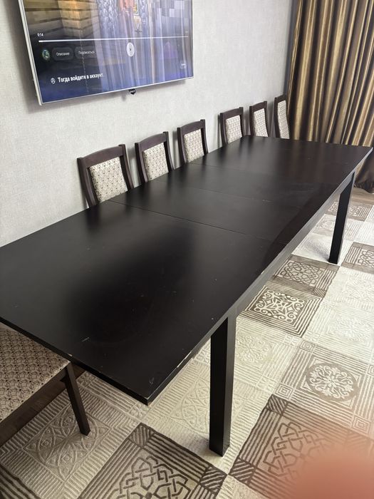 Продается Стол В хорошем качестве