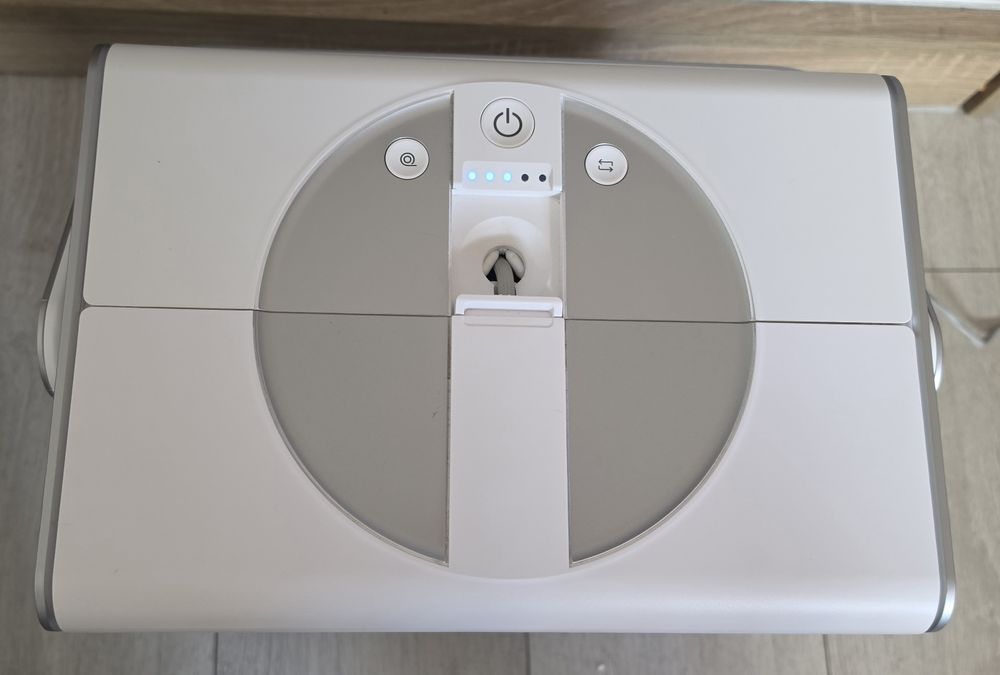 Робот прахосмукачка за прозорци Ecovacs W2