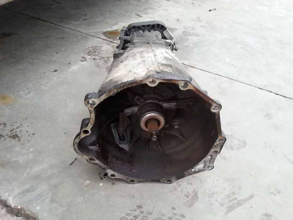 Cutie viteze VW Crafter 2.5 TDI BJL 136 CP EURO 4