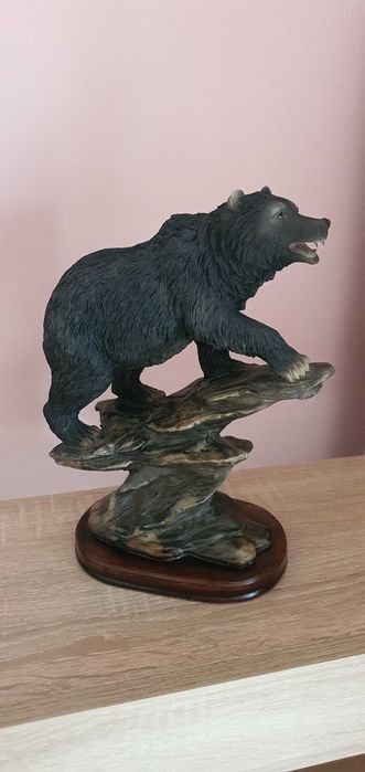 Статуетка на мечка