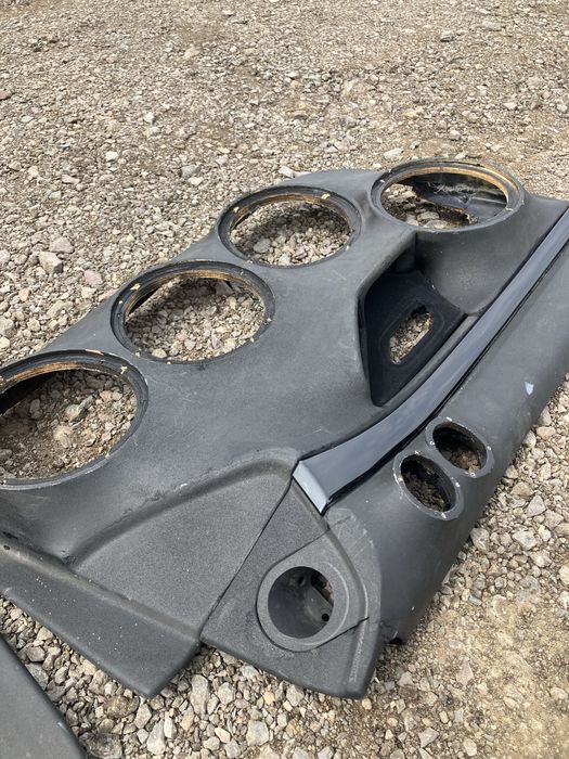 Продам Дверные карты E39