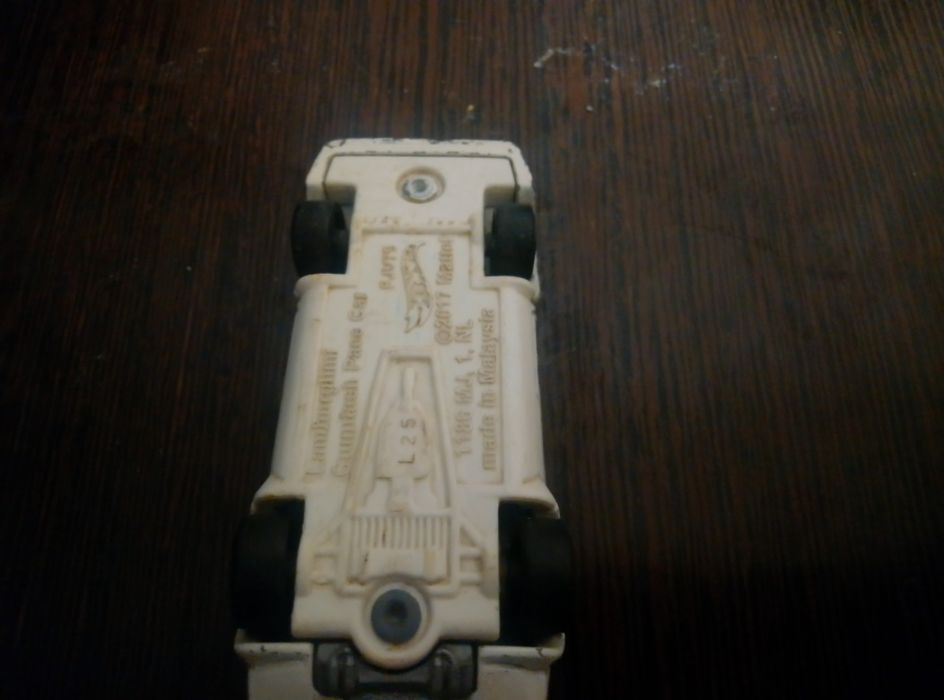 Продам оригинальные машинки хотвилс