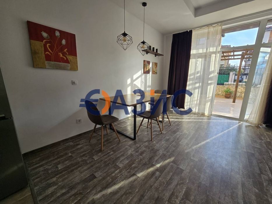 Продава се Двустаен апартамент в Несебър - 77 кв.м за 1403 €/кв.м - Снимка #8