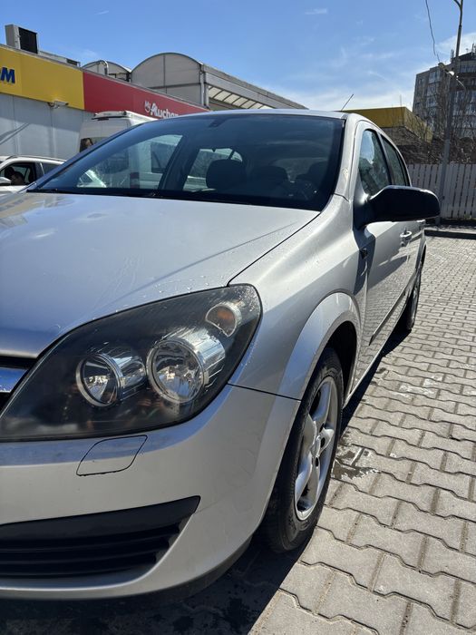 Opel astra H.                      .
