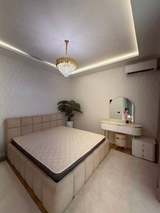 Продается дом 6 комнат, ориентир: Домбирабод, 1,3 сотки 190м²