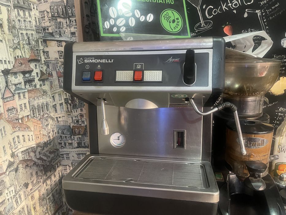 Продам Кофемашину