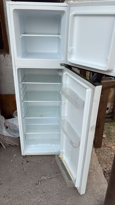 Холодильник хороший состояние