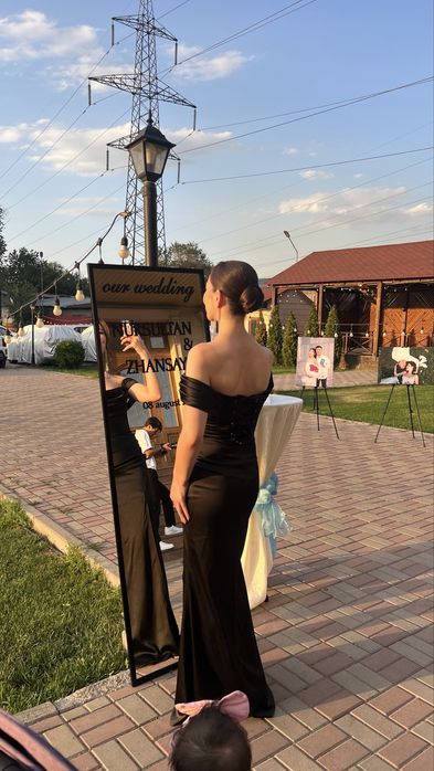 Продаю платье очень элегантное