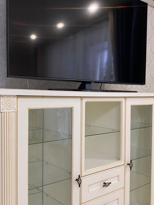 Продам шкаф трюмо