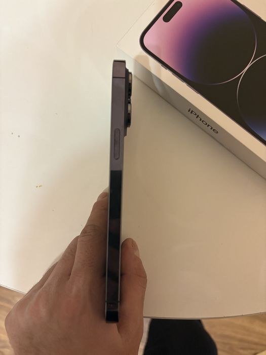 Продам айфон 14 про макс 256гб