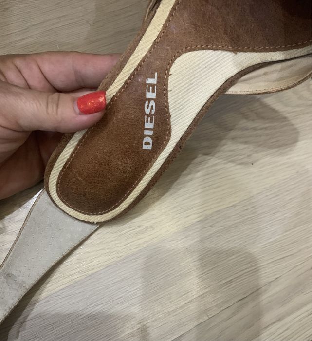 Оригинални обувки Diesel ,размерът е 40