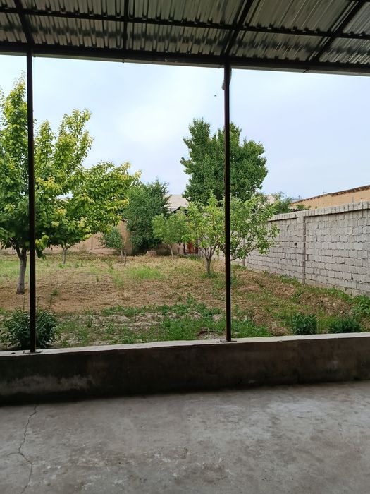 Uy sotiladi 2.4 sotix